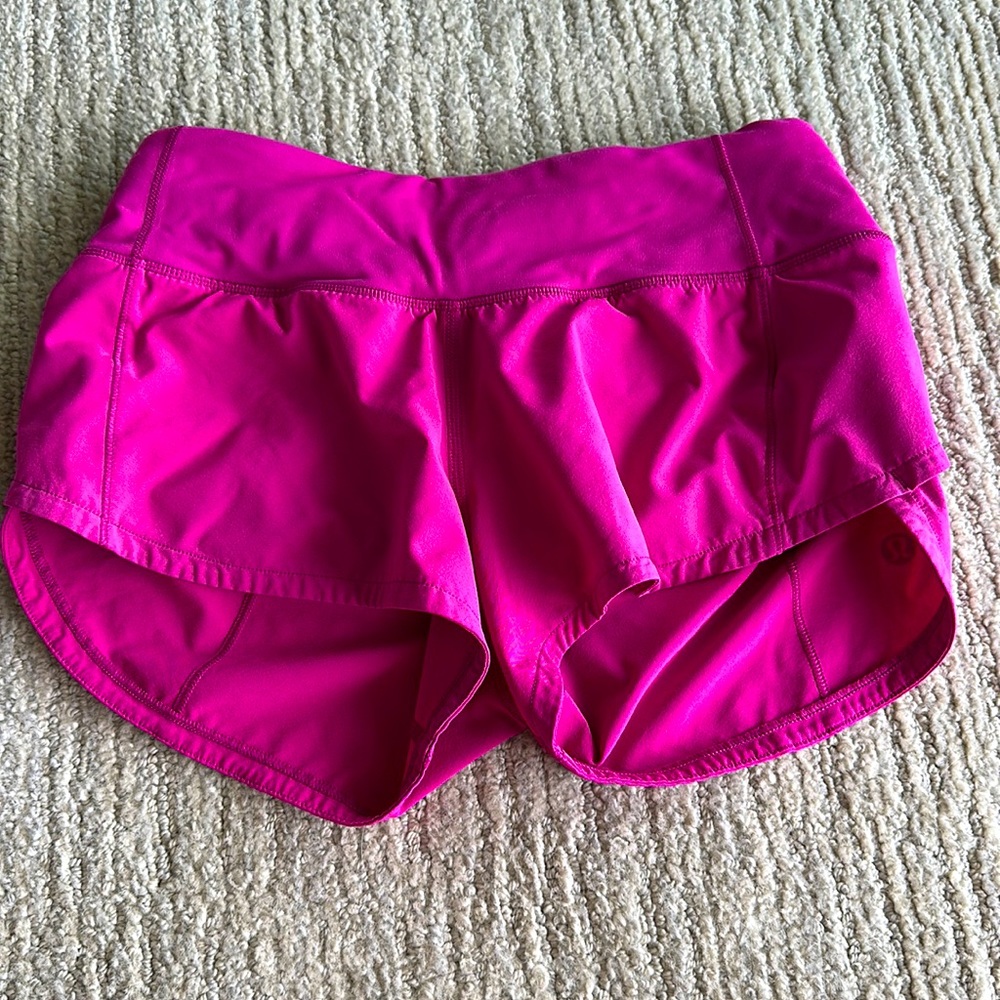 Lululemon Ripened Raspberry Speed Ups.
